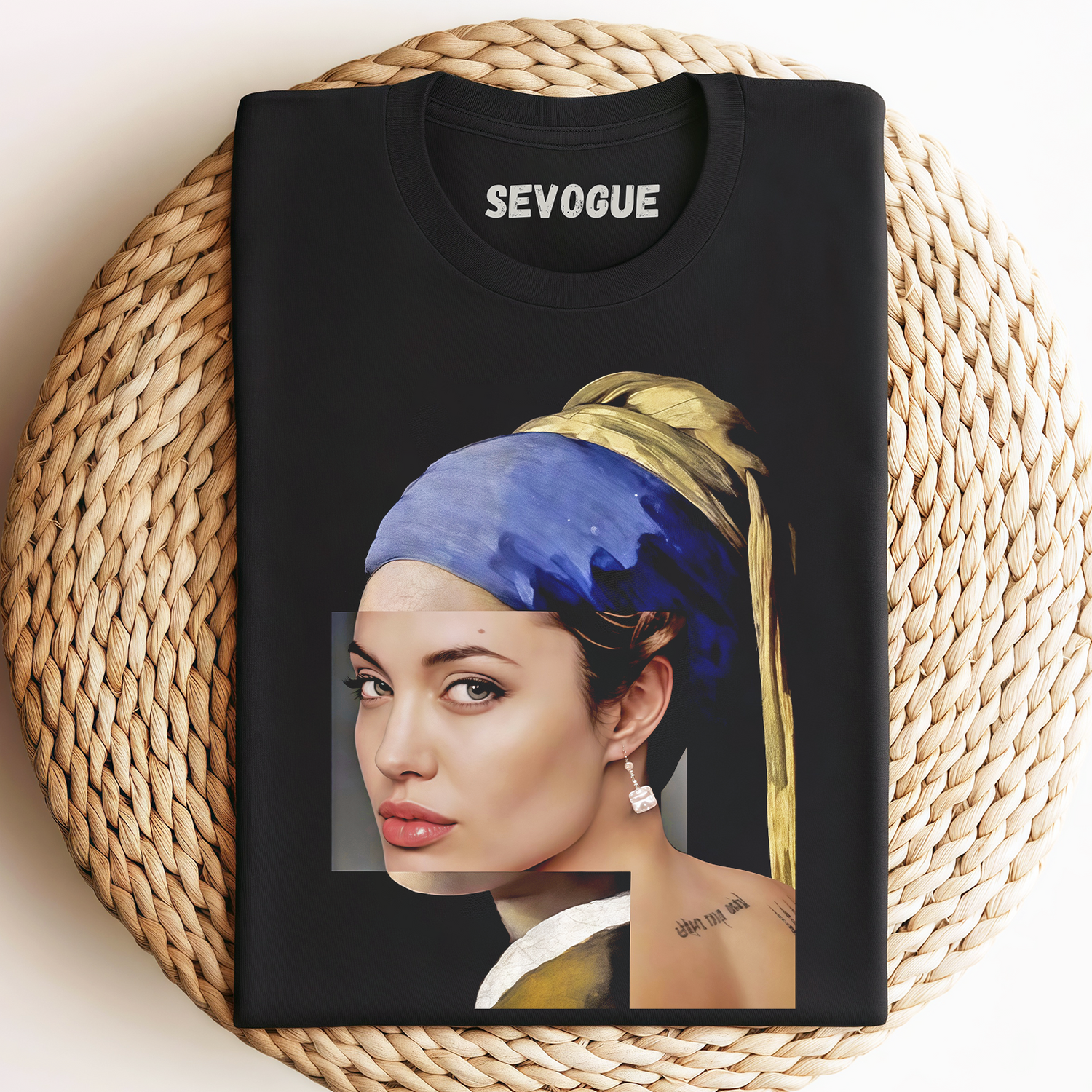 Angelina Jolie Unisex Tee, Sweatshirt & Hoodie