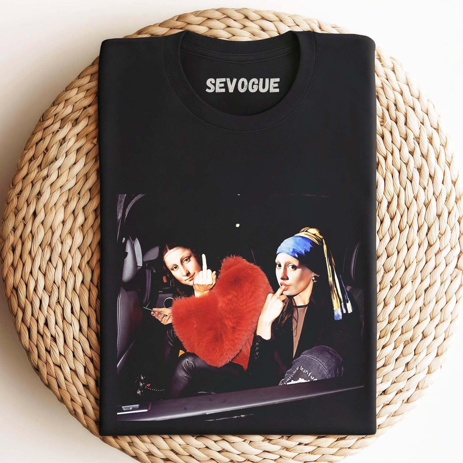 Girl With A Pearl Earring And Mona Lisa Unisex Tee, Sweatshirt & Hoodie