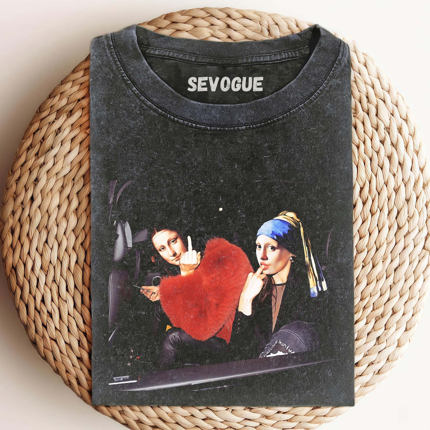 Girl With A Pearl Earring And Mona Lisa Unisex Tee, Sweatshirt & Hoodie