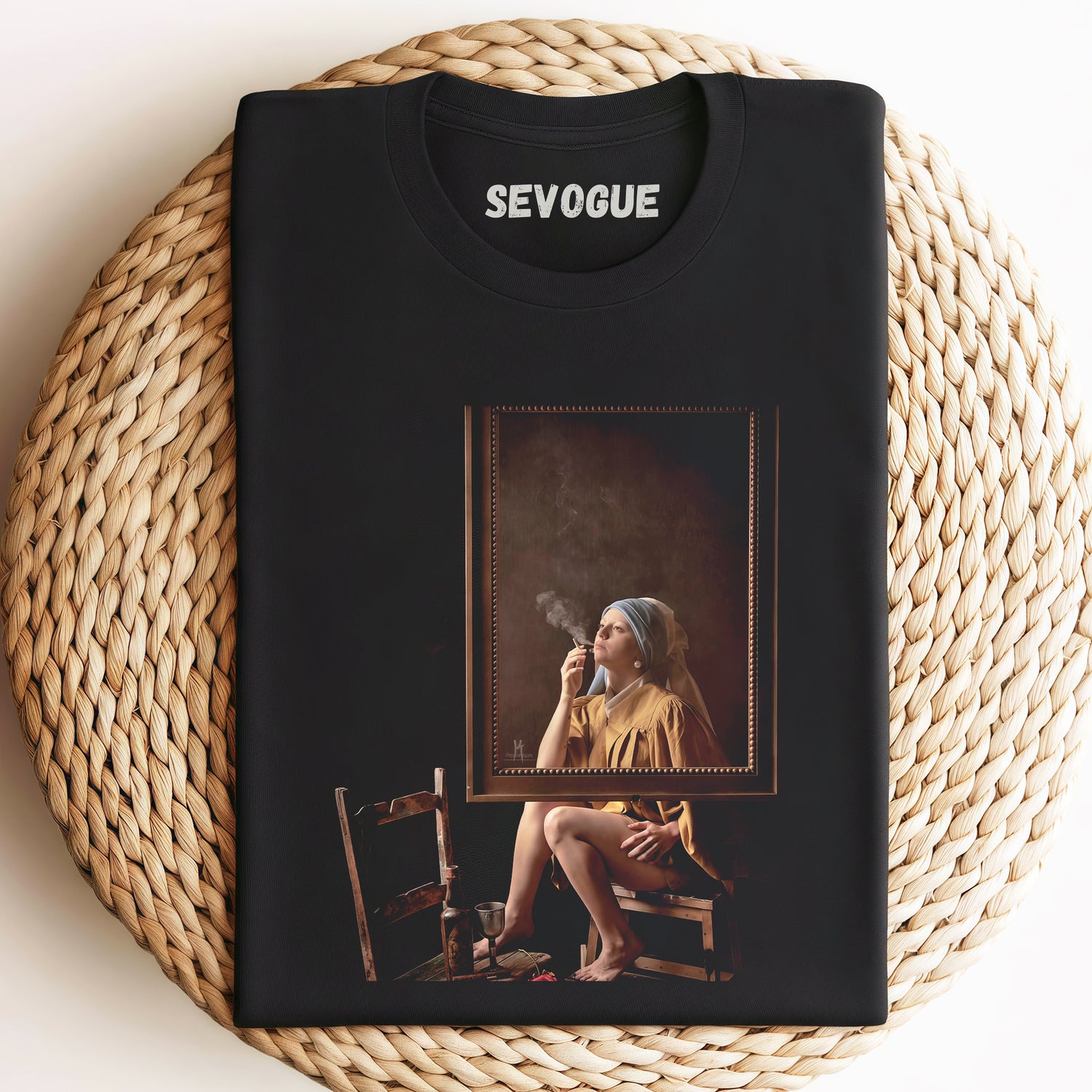 Girl With A Pearl Earring Unisex Tee, Sweatshirt & Hoodie