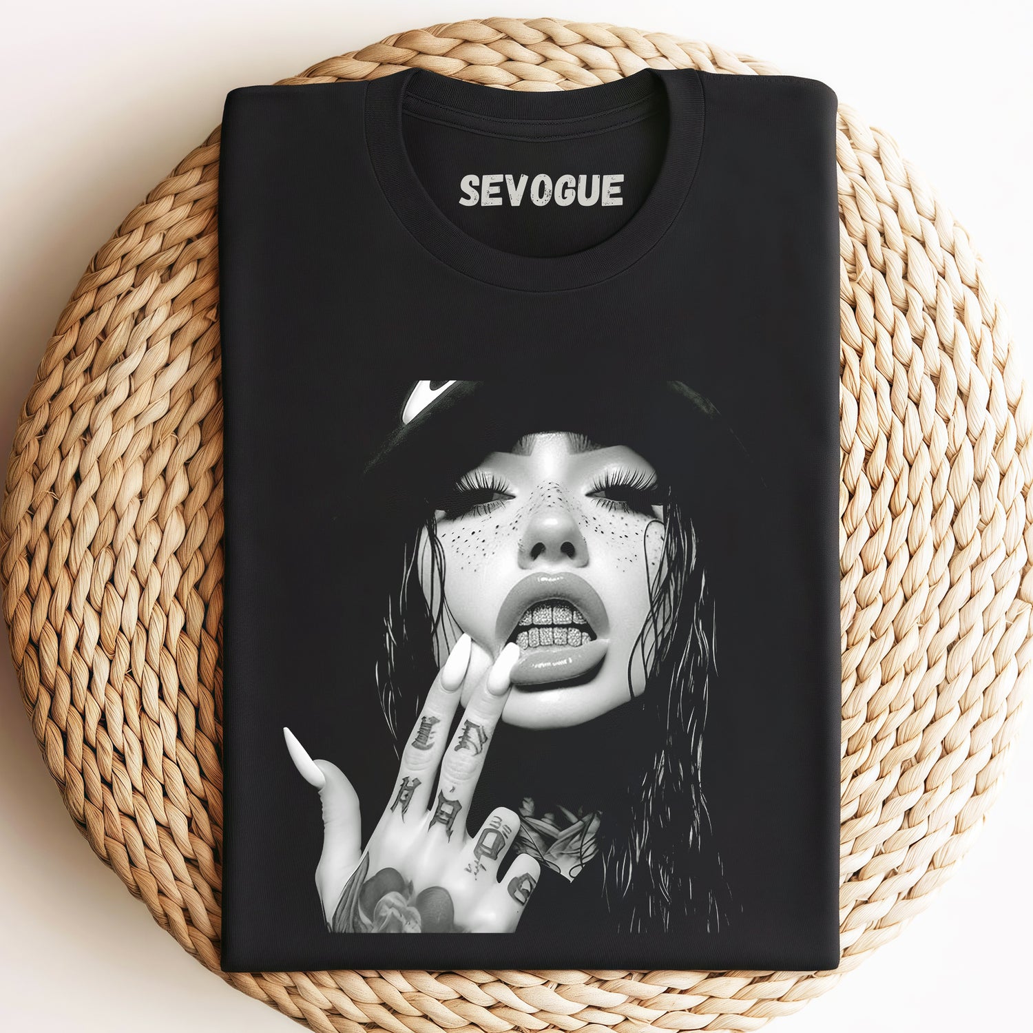 Hand Face V1 Unisex Tee, Sweatshirt & Hoodie