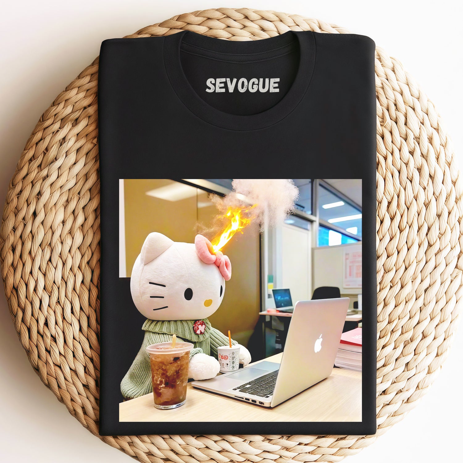 Hello Kitty V16 Unisex Tee, Sweatshirt & Hoodi