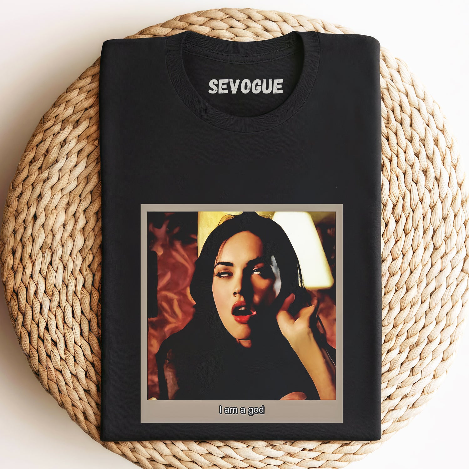 Megan Fox Vintage Unisex Tee, Sweatshirt & Hoodie
