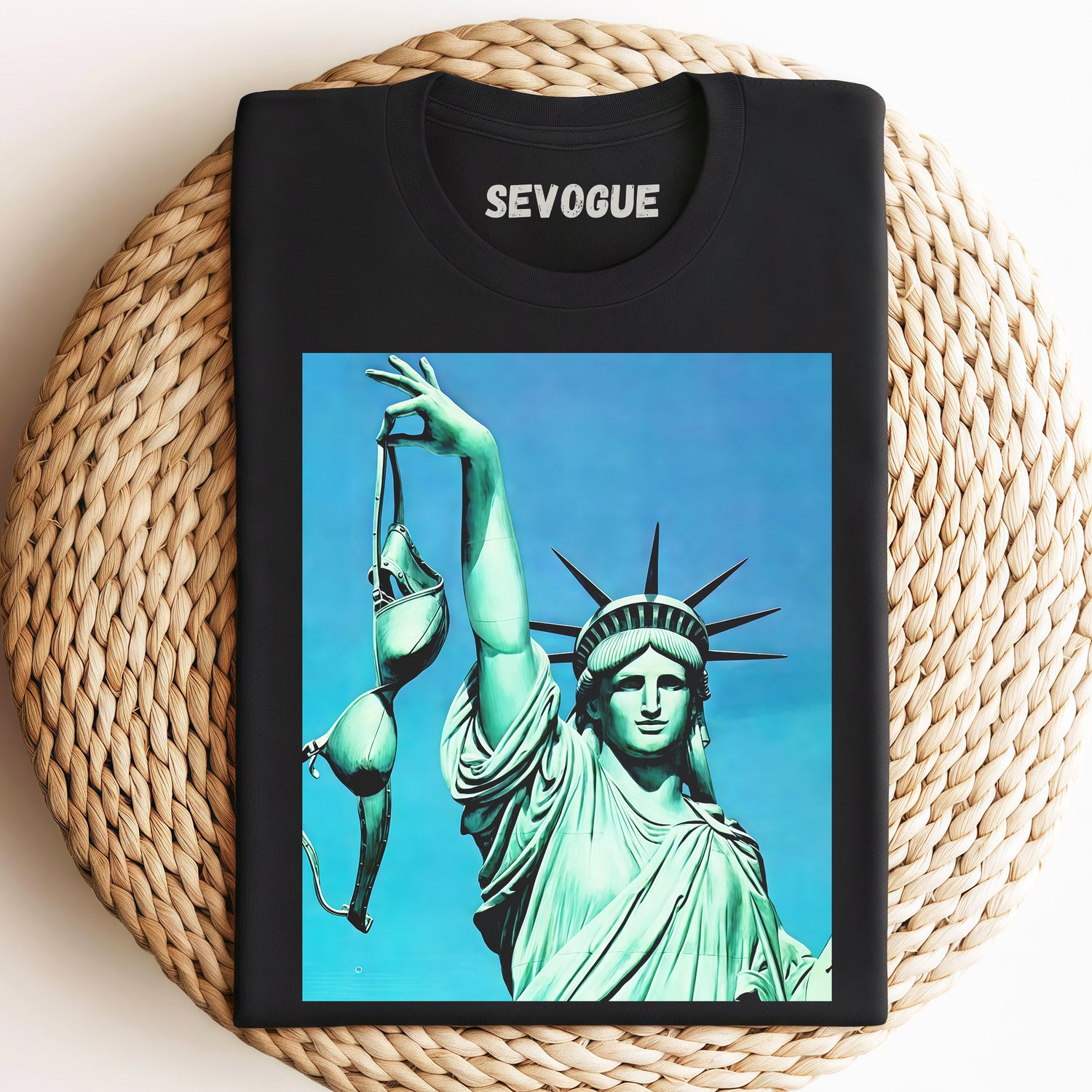 Statue Of Liberty Holding A Bra Unisex Tee, Sweatshirt & Hoodie