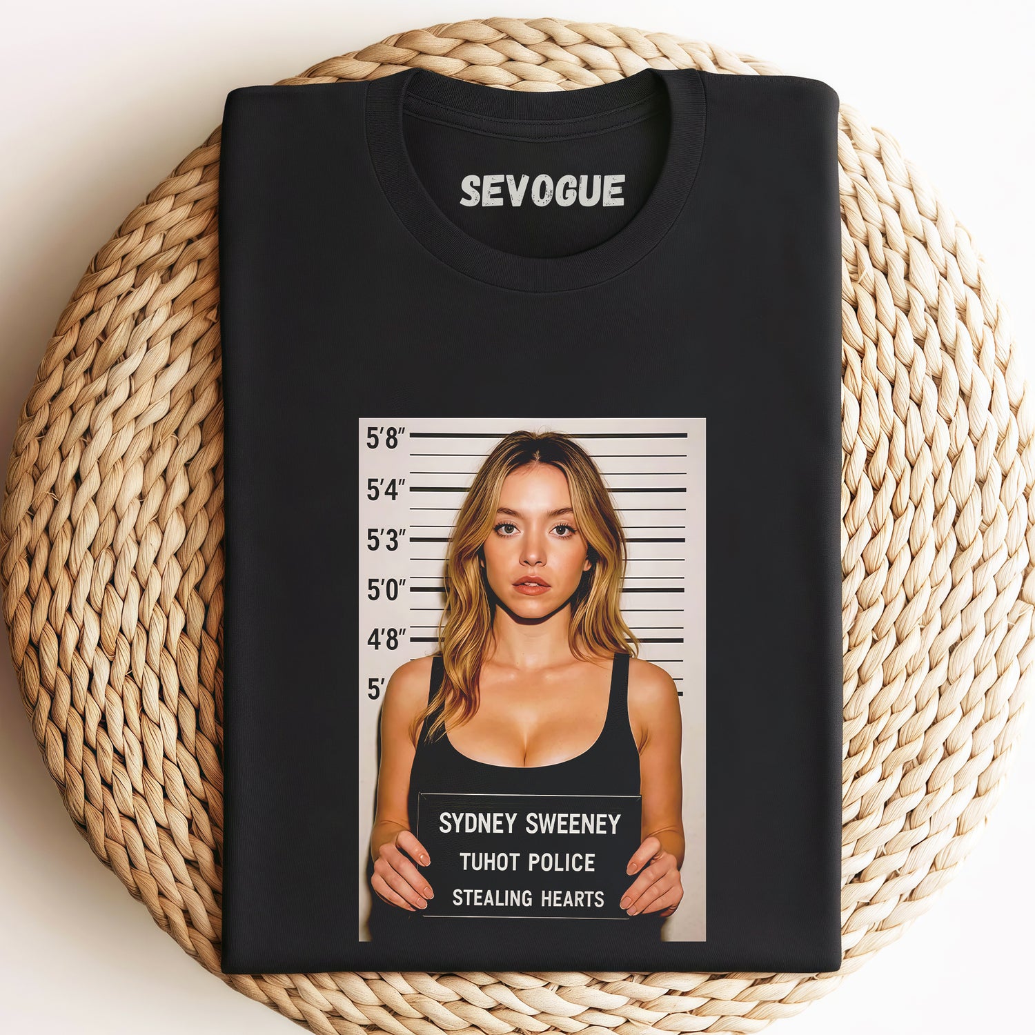 Sydney Sweeney 2025 V4 Unisex Tee, Sweatshirt & Hoodie