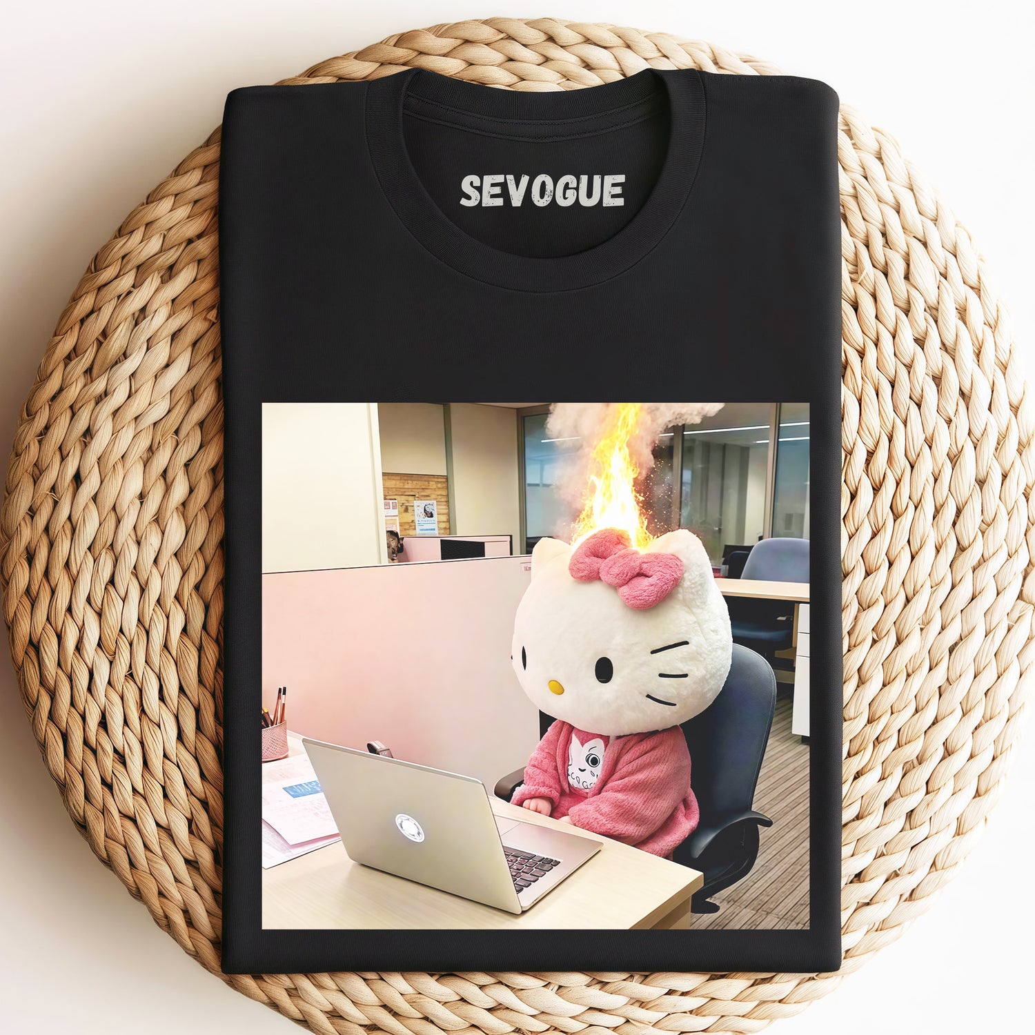Hello Kitty V15 Unisex Tee, Sweatshirt & Hoodi